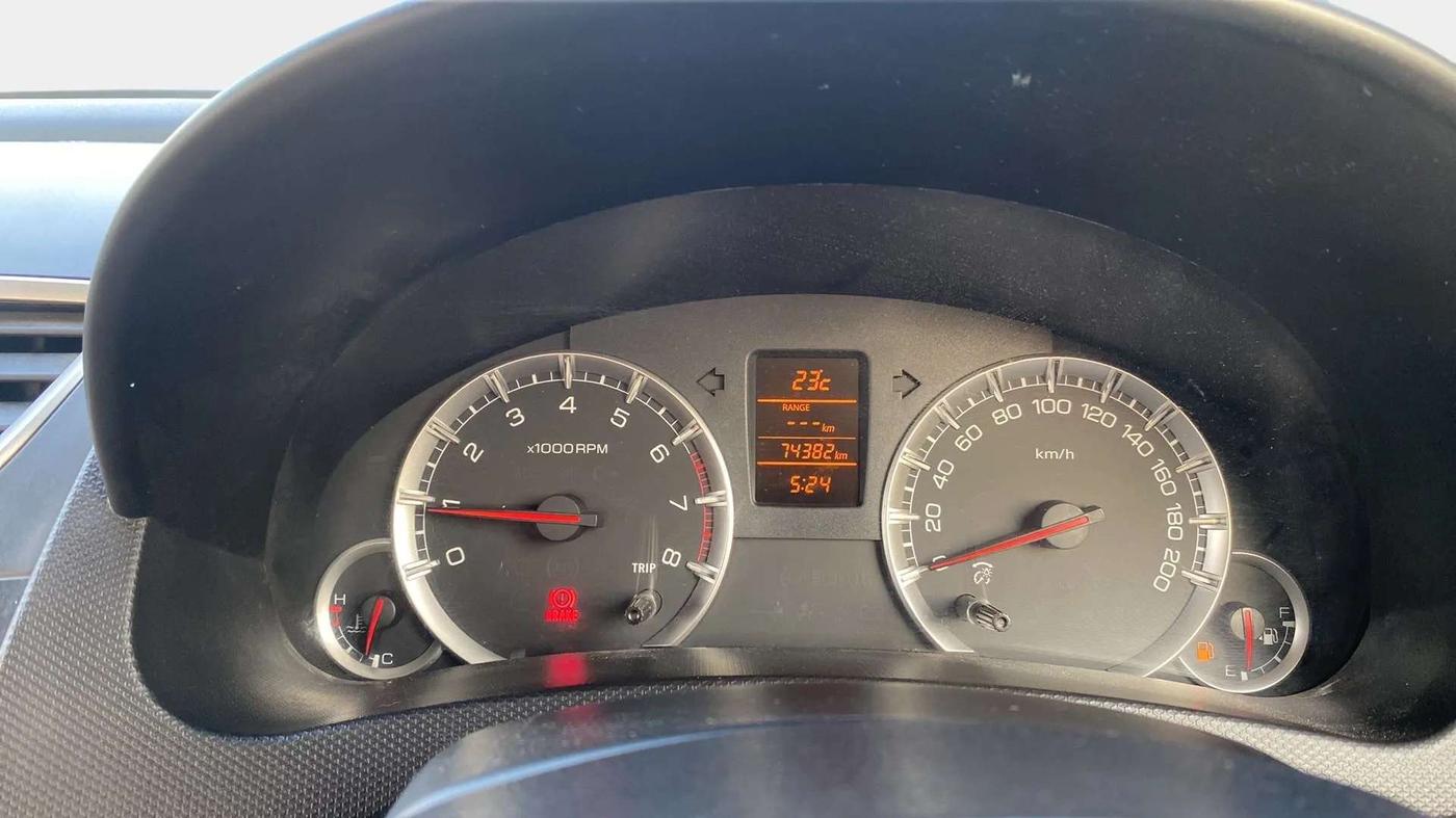 2014 Maruti Swift Dzire ZXI, Petrol, Manual, 74,594 km, Odometer Image