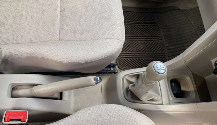 2013 Maruti Swift Dzire VXI, Petrol, Manual, 82,131 km, Gear Lever