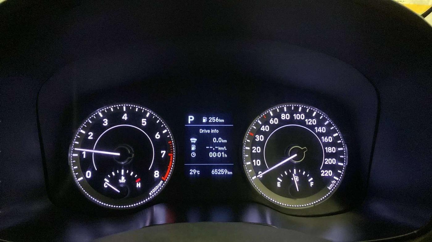 2019 Hyundai VENUE SX PLUS 1.0 TURBO DCT, Petrol, Automatic, 65,696 km, Odometer Image