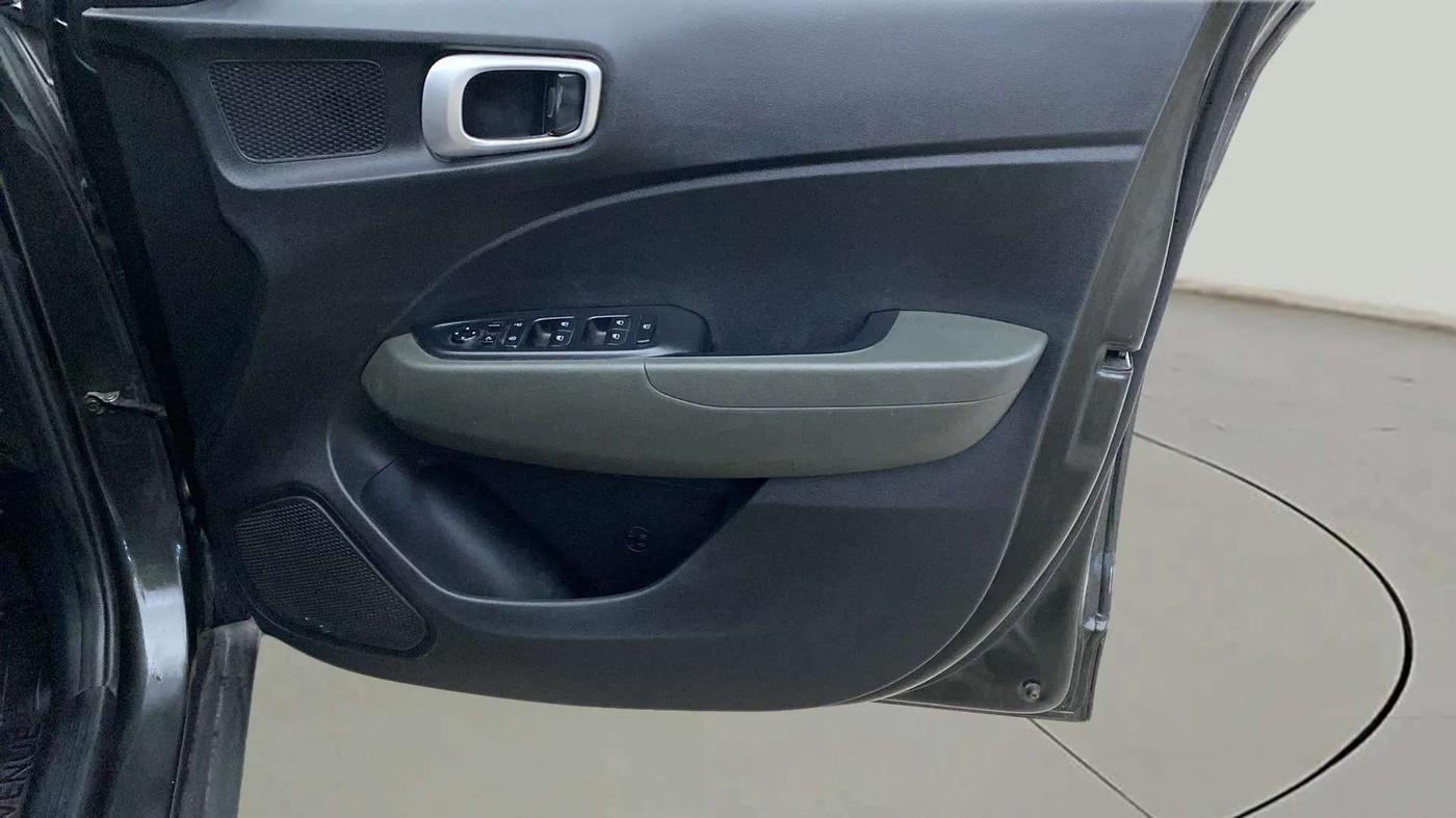 2019 Hyundai VENUE SX PLUS 1.0 TURBO DCT, Petrol, Automatic, 65,696 km, Driver Side Door Panels Control