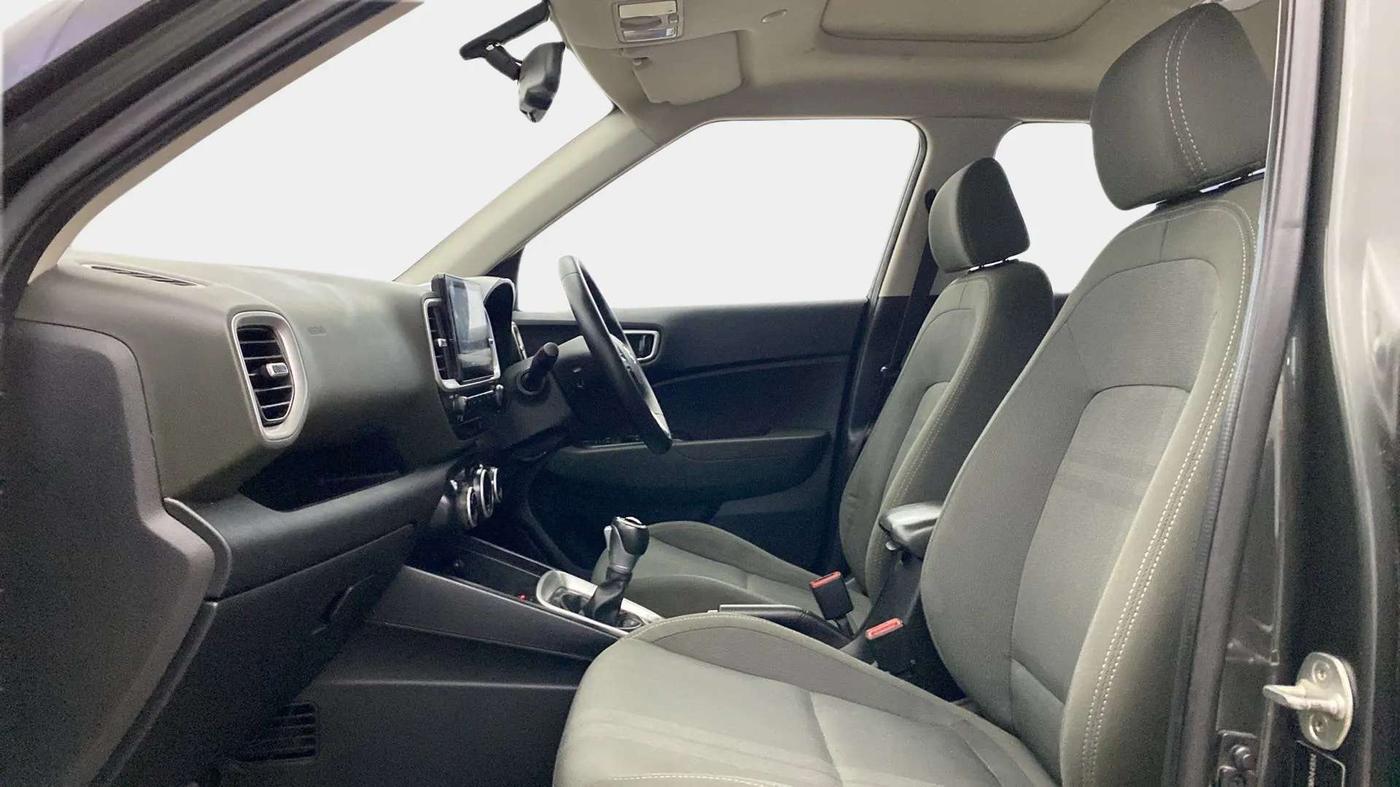 2019 Hyundai VENUE SX PLUS 1.0 TURBO DCT, Petrol, Automatic, 65,696 km, Right Side Front Door Cabin
