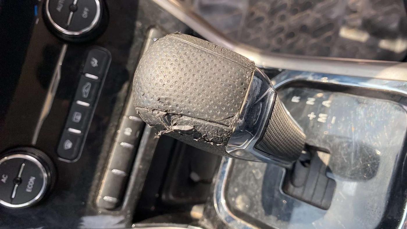 2019 Tata NEXON XZA PLUS PETROL, Petrol, Automatic, 45,692 km, Gear Lever