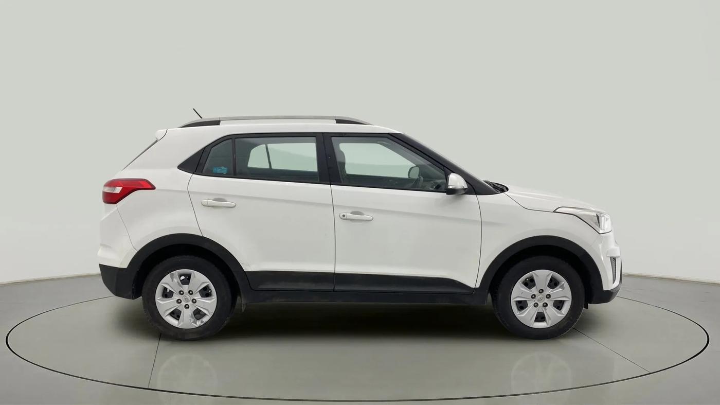 2017 Hyundai Creta E PLUS 1.6 PETROL, Petrol, Manual, 67,942 km, Right Side View