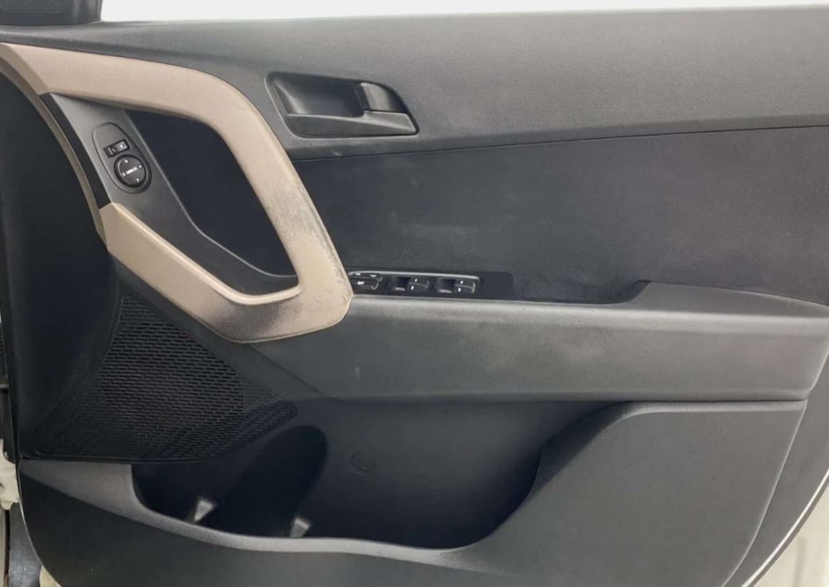 2017 Hyundai Creta E PLUS 1.6 PETROL, Petrol, Manual, 67,942 km, Driver Side Door Panels Control