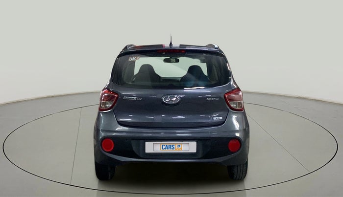 2017 Hyundai Grand i10 SPORTZ (O) 1.2 KAPPA VTVT, Petrol, Manual, 29,490 km, Back/Rear
