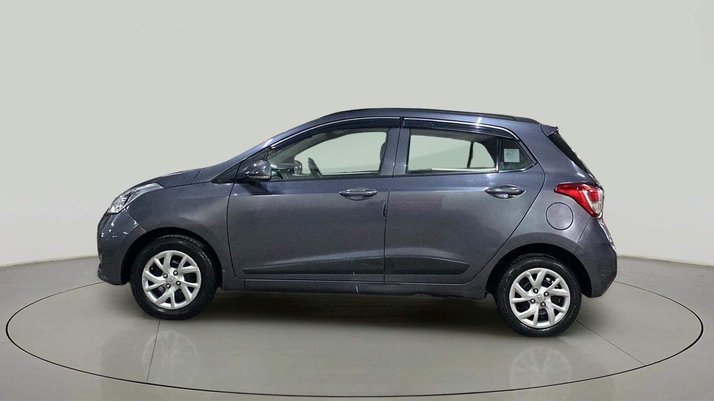 2017 Hyundai Grand i10 SPORTZ (O) 1.2 KAPPA VTVT, Petrol, Manual, 29,490 km, Left Side