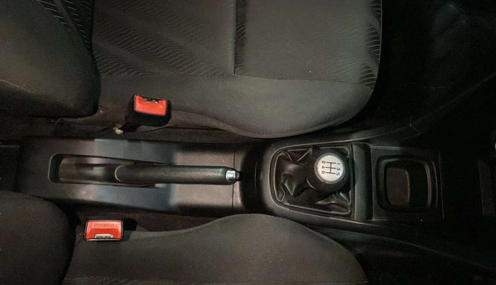 2013 Maruti Swift VXI, Petrol, Manual, 24,239 km, Gear Lever
