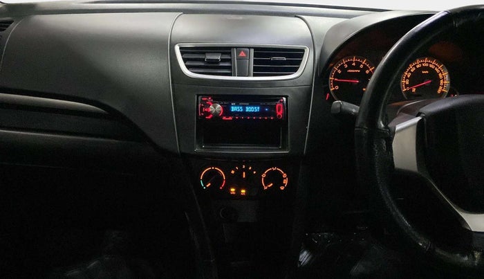 2013 Maruti Swift VXI, Petrol, Manual, 24,239 km, Air Conditioner