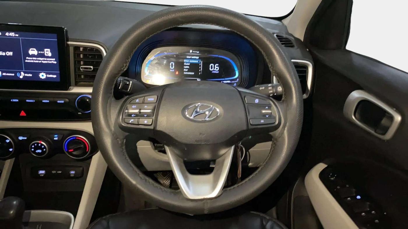 2022 Hyundai VENUE S(O) 1.2, Petrol, Manual, 10,119 km, Steering Wheel Close Up