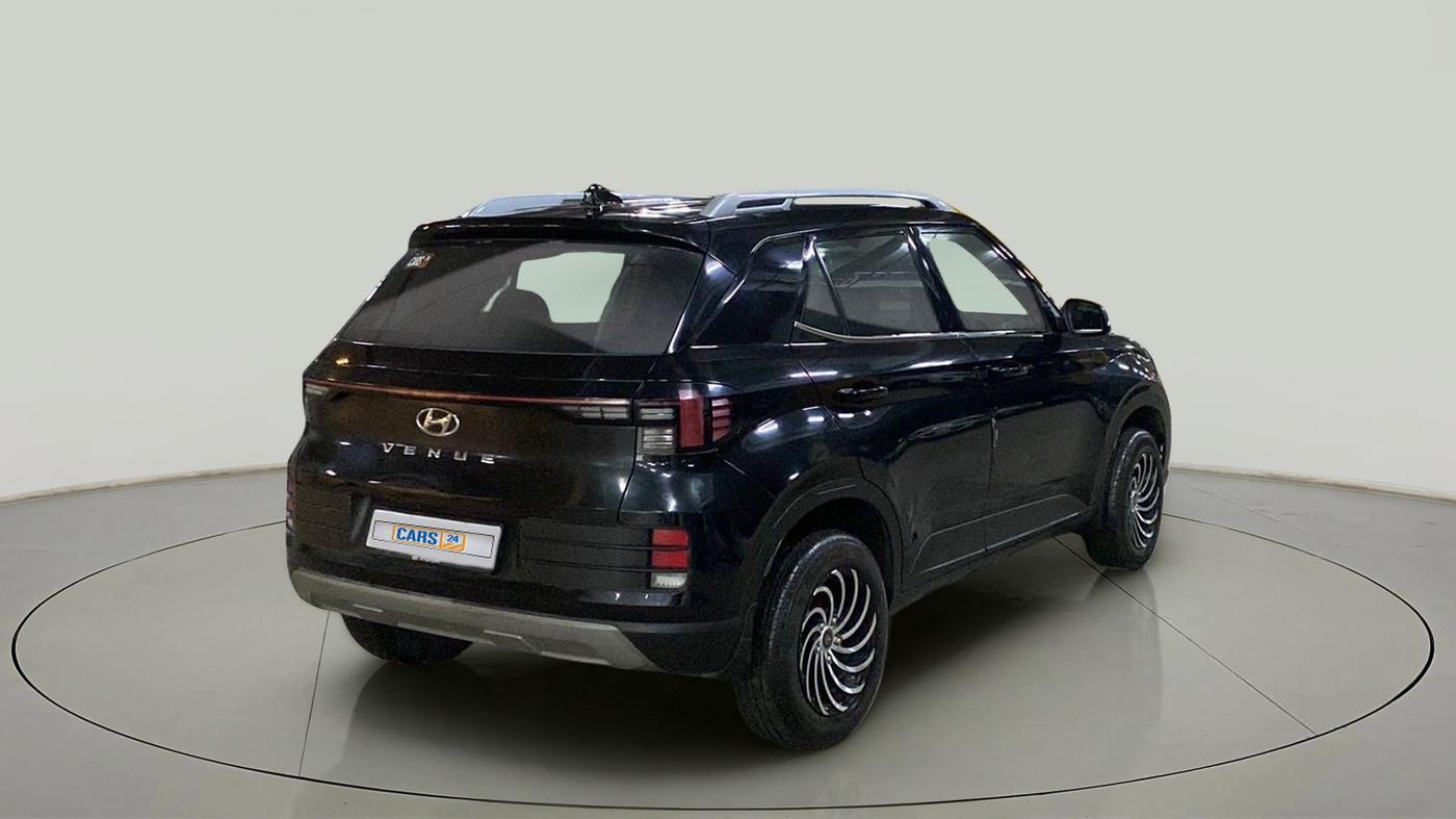 2022 Hyundai VENUE S(O) 1.2, Petrol, Manual, 10,119 km, Right Back Diagonal