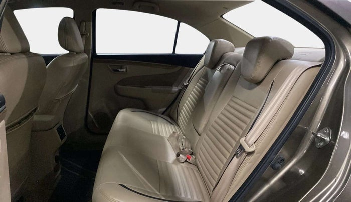 2019 Maruti Ciaz ZETA 1.5 SHVS MT PETROL, Petrol, Manual, 28,325 km, Right Side Rear Door Cabin