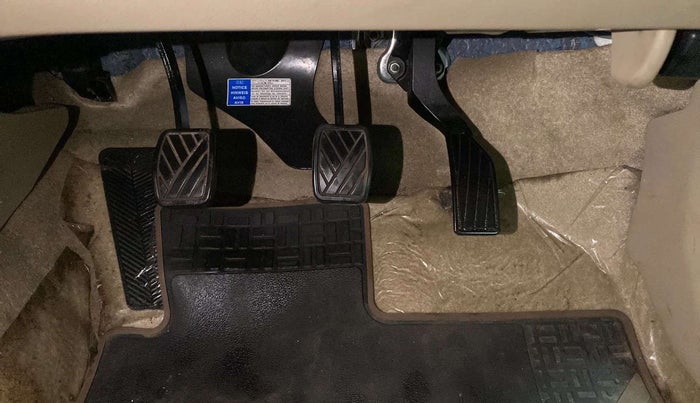 2019 Maruti Ciaz ZETA 1.5 SHVS MT PETROL, Petrol, Manual, 28,325 km, Pedals