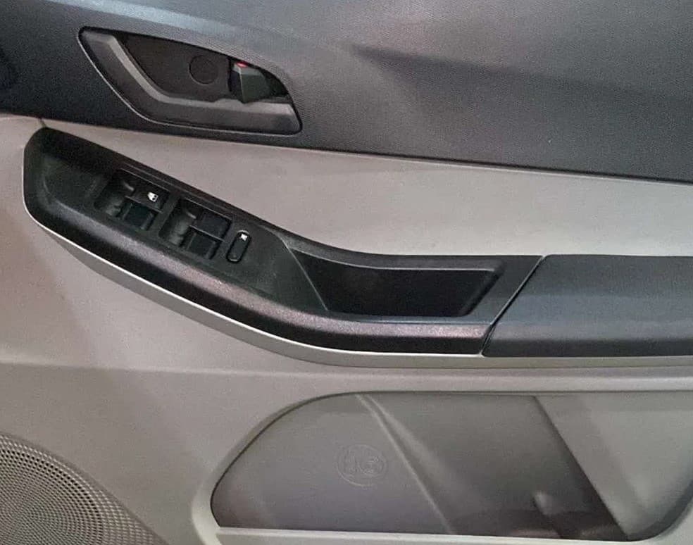 2024 Tata Tiago XT RHYTHM PETROL, Petrol, Manual, 1,183 km, Driver Side Door Panels Control