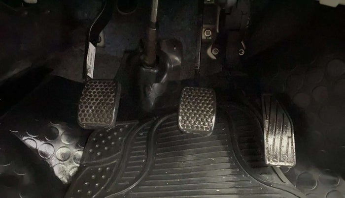 2021 Maruti Alto LXI, Petrol, Manual, 14,132 km, Pedals