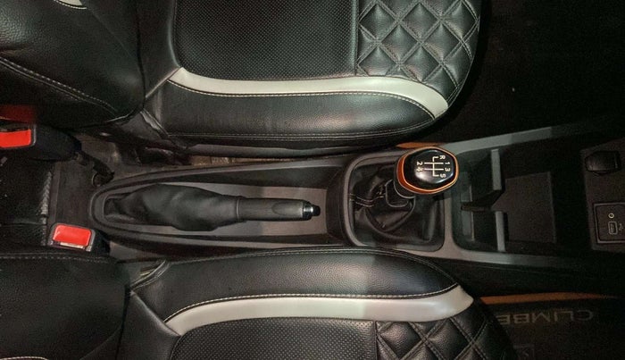 2020 Renault Kwid CLIMBER 1.0 (O), Petrol, Manual, 17,177 km, Gear Lever