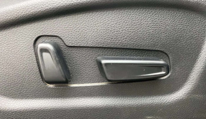 2019 KIA SELTOS GTX PLUS DCT 1.4 PETROL, Petrol, Automatic, 53,784 km, Driver Side Adjustment Panel