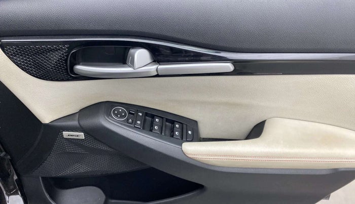 2019 KIA SELTOS GTX PLUS DCT 1.4 PETROL, Petrol, Automatic, 53,784 km, Driver Side Door Panels Control