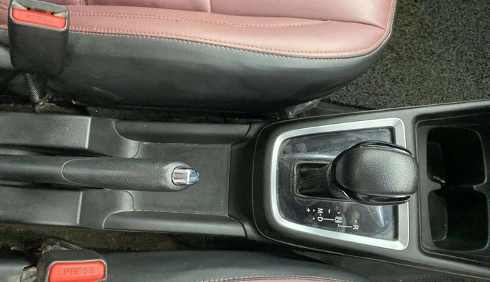 2022 Maruti Swift VXI AMT, Petrol, Automatic, 43,618 km, Gear Lever