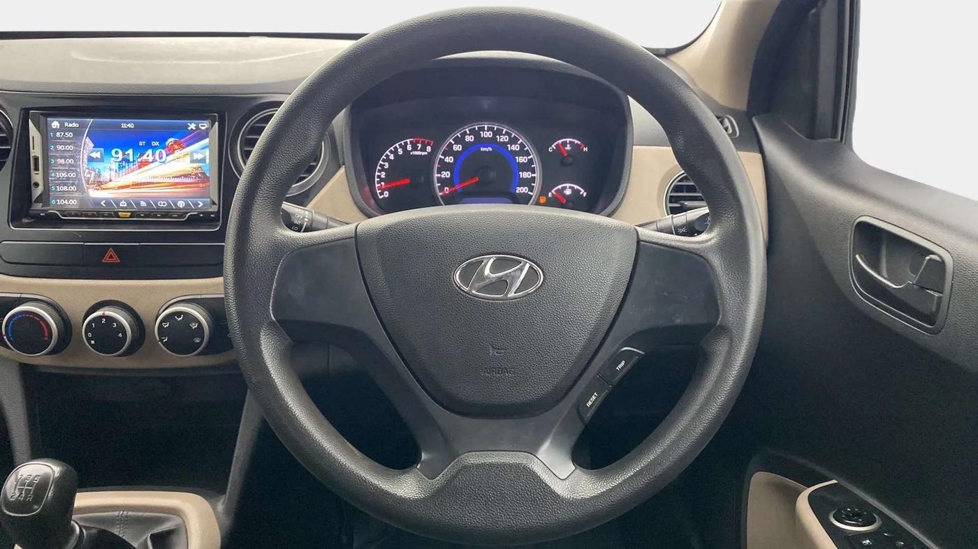 2017 Hyundai Grand i10 MAGNA 1.2 KAPPA VTVT, Petrol, Manual, 74,255 km, Steering Wheel Close Up