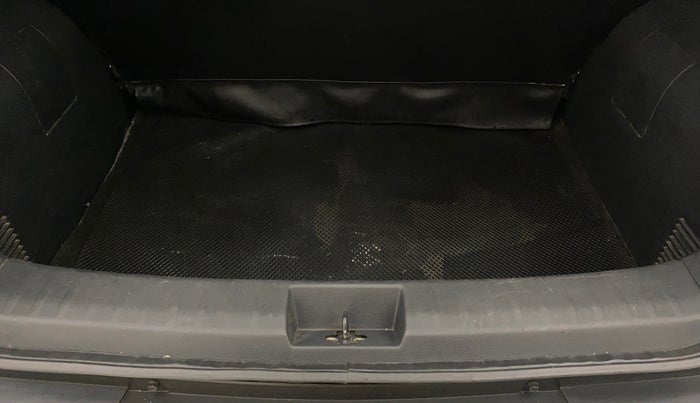 2021 Nissan MAGNITE XE, Petrol, Manual, 34,755 km, Boot Inside