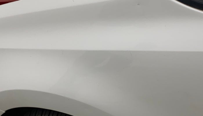 2017 Volkswagen Polo COMFORTLINE 1.2L, Petrol, Manual, 53,810 km, Left fender - Slightly dented