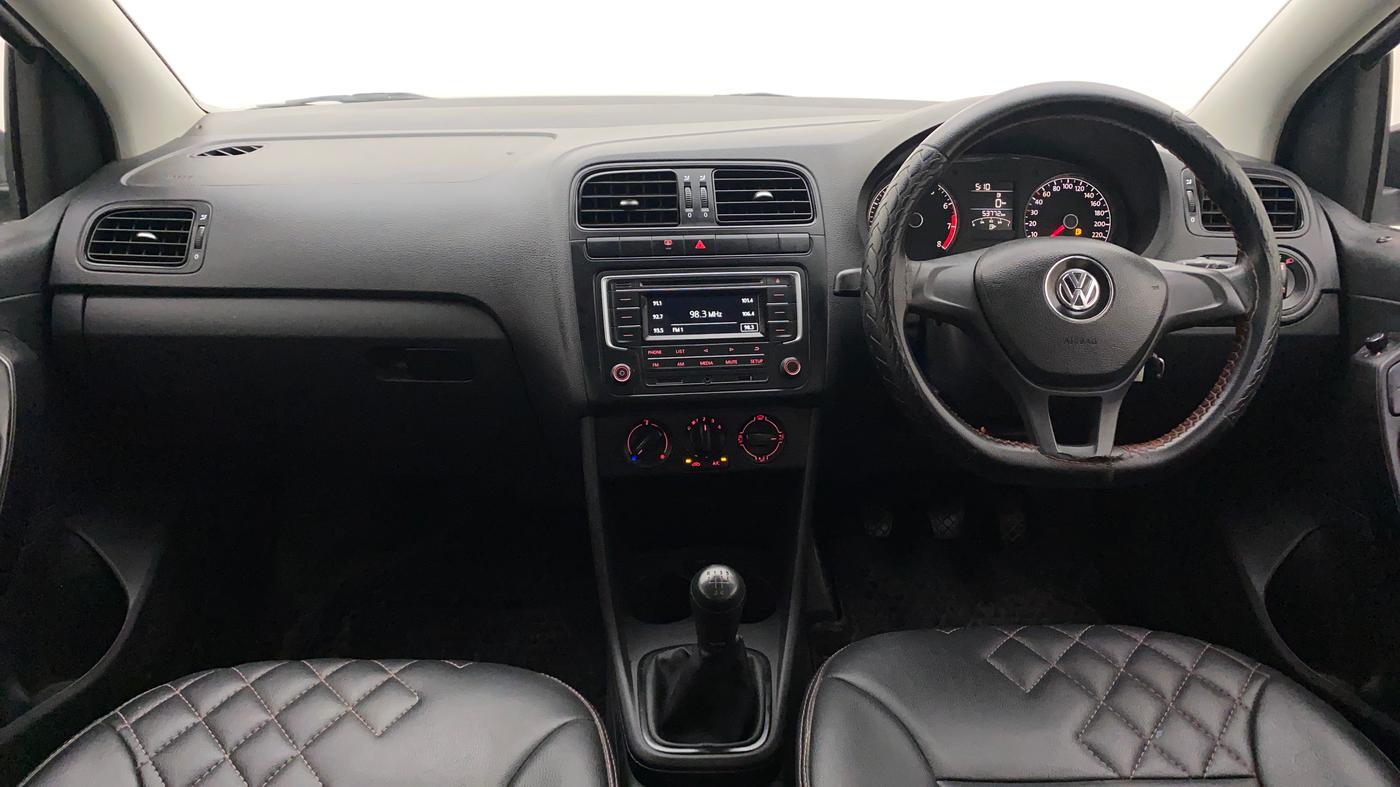 2017 Volkswagen Polo COMFORTLINE 1.2L, Petrol, Manual, 53,810 km, Dashboard