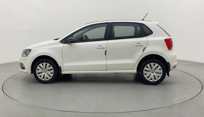 2017 Volkswagen Polo COMFORTLINE 1.2L, Petrol, Manual, 53,810 km, Left Side