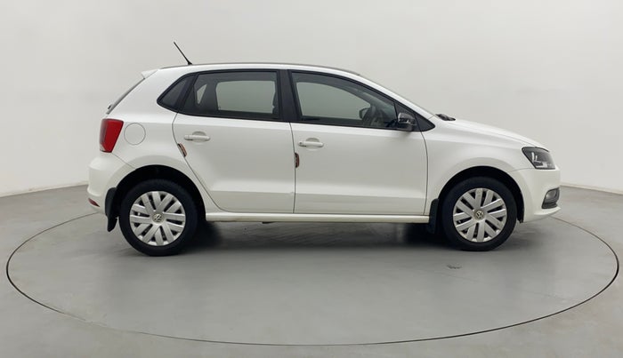 2017 Volkswagen Polo COMFORTLINE 1.2L, Petrol, Manual, 53,810 km, Right Side View