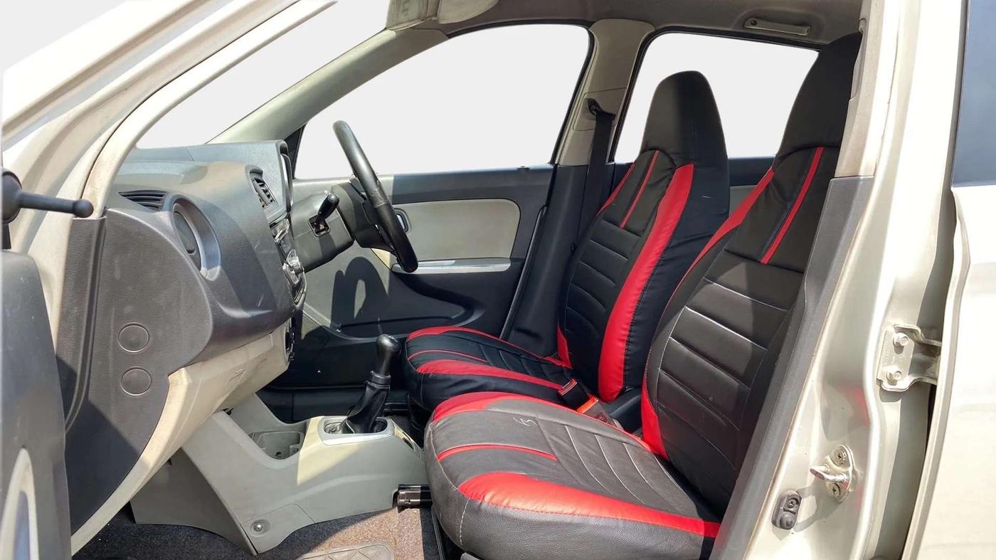 2017 Maruti Alto K10 VXI, Petrol, Manual, 95,596 km, Right Side Front Door Cabin