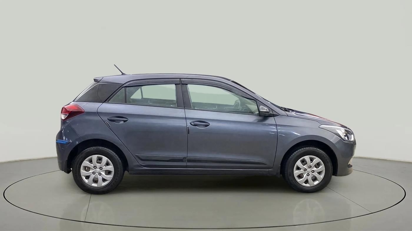 2016 Hyundai Elite i20 SPORTZ 1.2, Petrol, Manual, 73,431 km, Right Side View