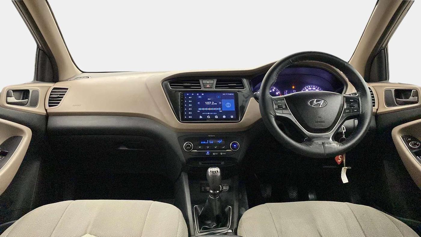 2016 Hyundai Elite i20 SPORTZ 1.2, Petrol, Manual, 73,431 km, Dashboard