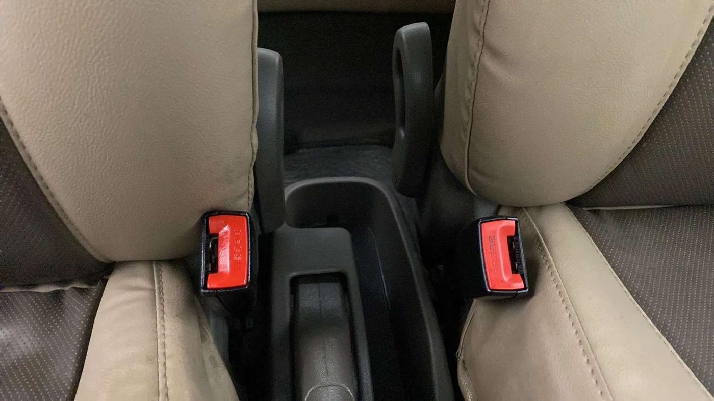 2015 Hyundai i10 MAGNA 1.1, Petrol, Manual, 71,021 km, Driver Side Adjustment Panel
