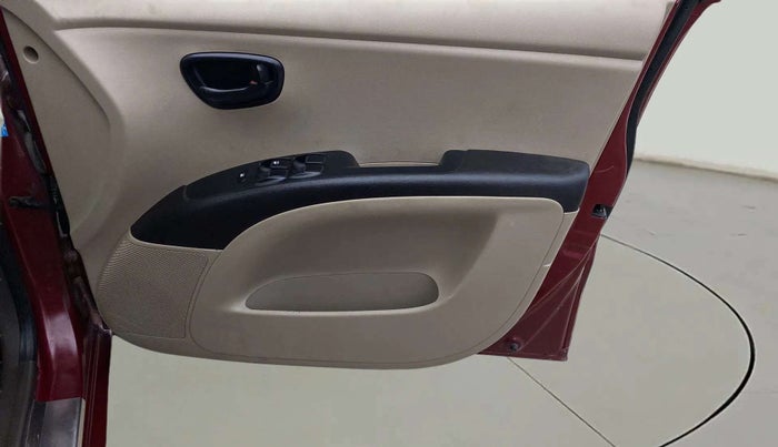 2015 Hyundai i10 MAGNA 1.1, Petrol, Manual, 71,021 km, Driver Side Door Panels Control