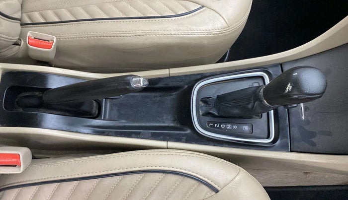 2019 Maruti Ciaz DELTA AT 1.5 SHVS PETROL, Petrol, Automatic, 55,479 km, Gear Lever
