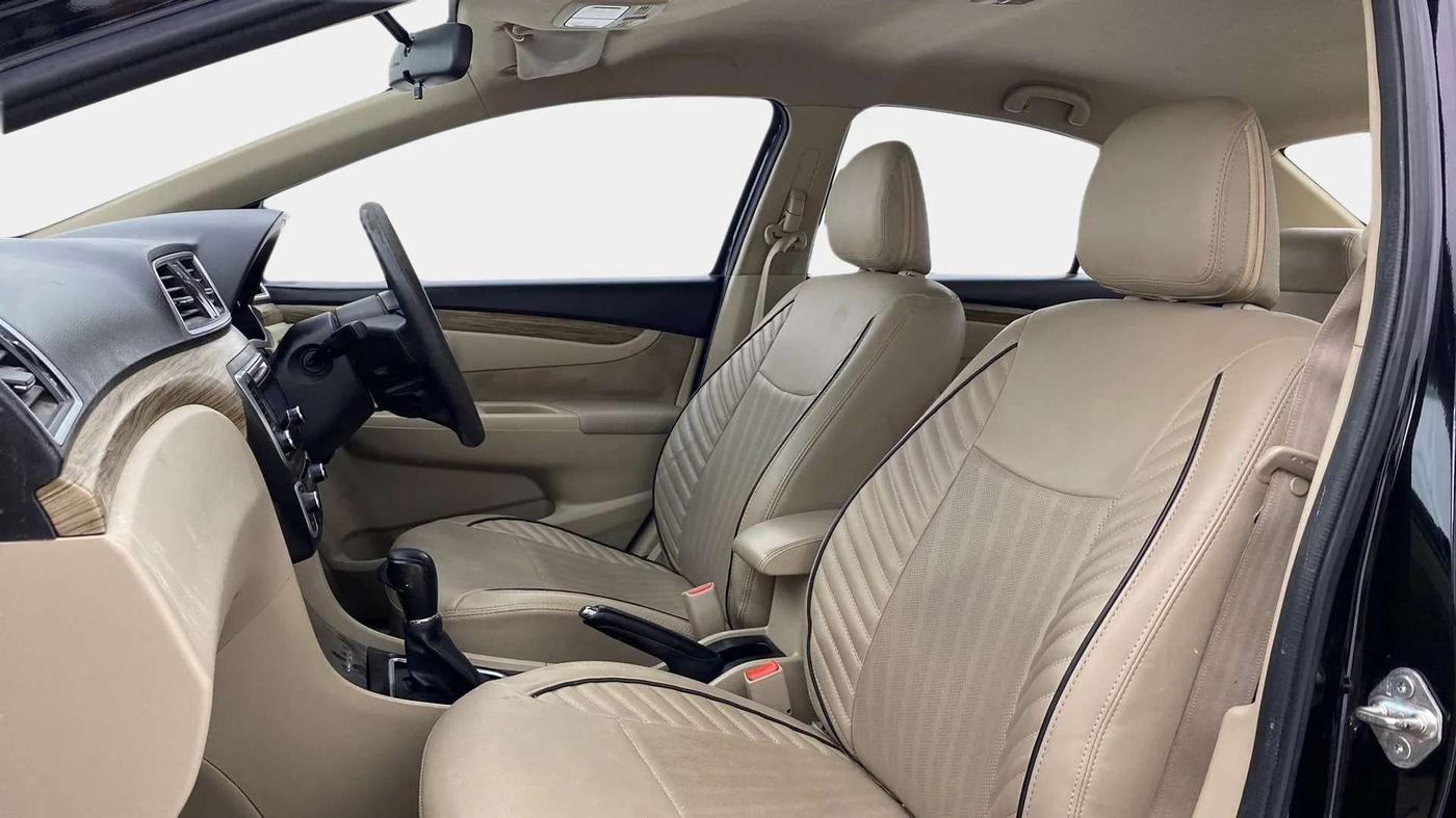 2019 Maruti Ciaz DELTA AT 1.5 SHVS PETROL, Petrol, Automatic, 55,479 km, Right Side Front Door Cabin