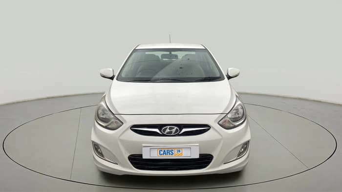 2014 Hyundai Verna FLUIDIC 1.6 CRDI SX, Diesel, Manual, 92,929 km, Front