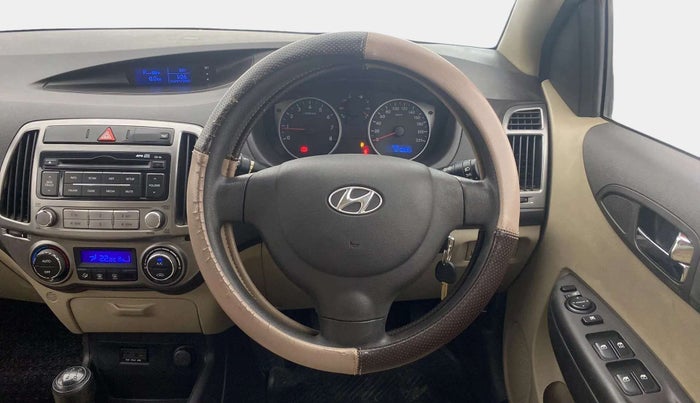 2013 Hyundai i20 MAGNA (O) 1.2, Petrol, Manual, 61,184 km, Steering Wheel Close Up
