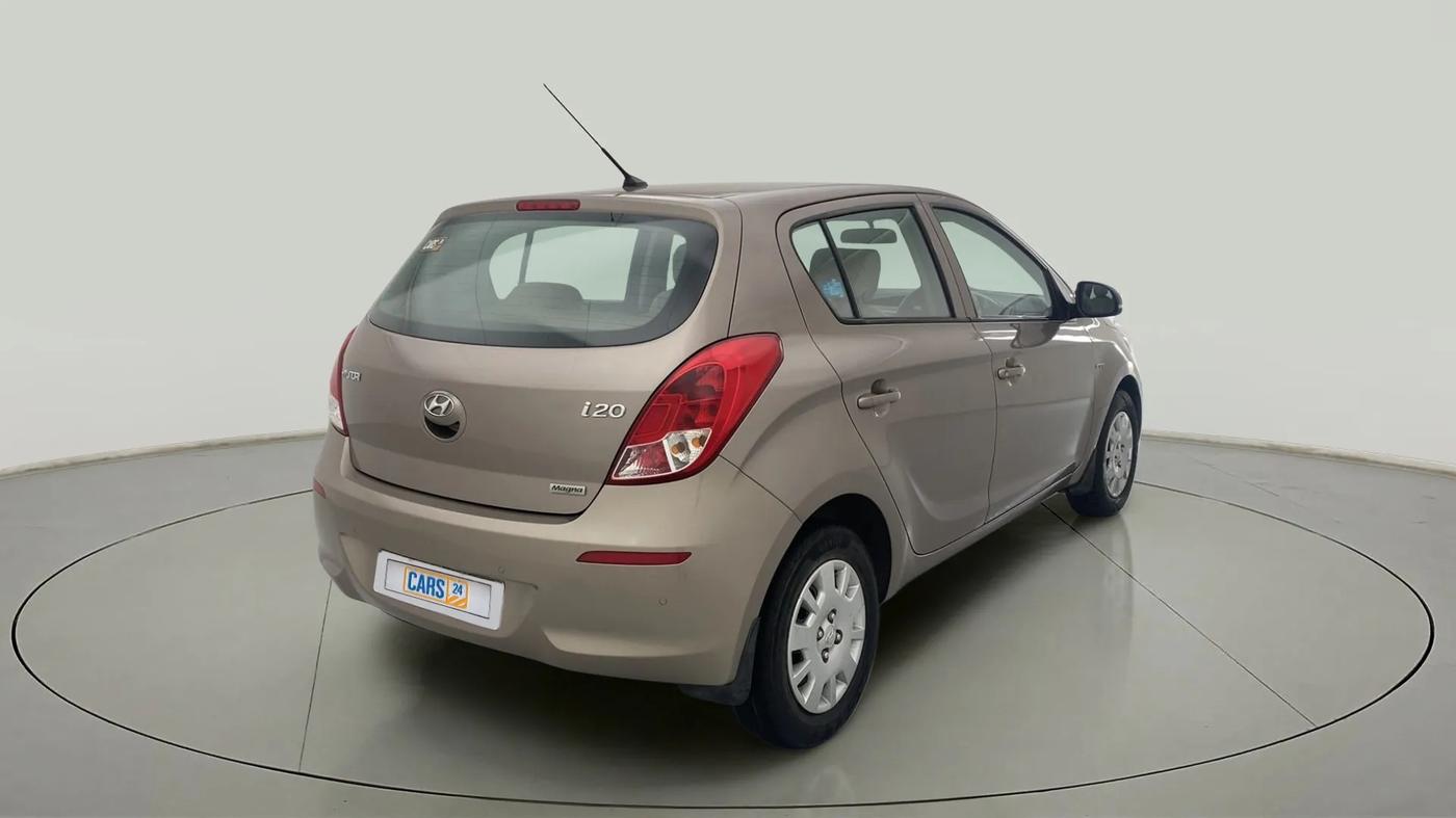 2013 Hyundai i20 MAGNA (O) 1.2, Petrol, Manual, 61,184 km, Right Back Diagonal