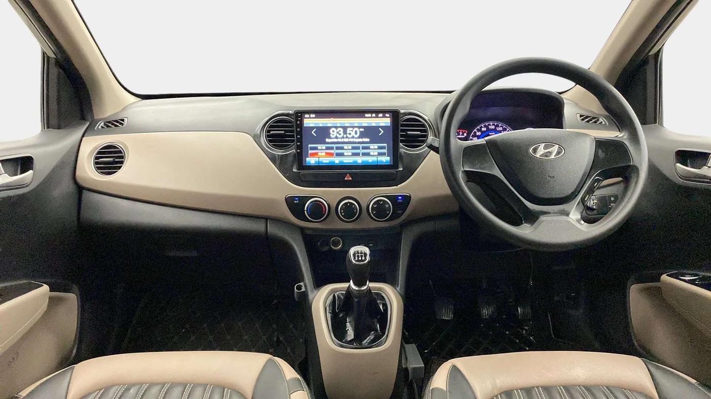2014 Hyundai Grand i10 SPORTZ 1.2 KAPPA VTVT, CNG, Manual, 1,16,147 km, Dashboard