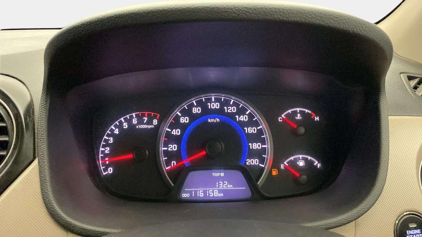 2014 Hyundai Grand i10 SPORTZ 1.2 KAPPA VTVT, CNG, Manual, 1,16,147 km, Odometer Image