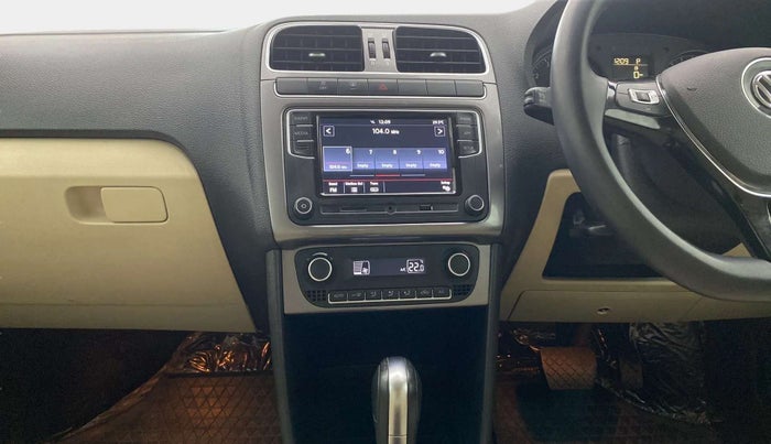 2021 Volkswagen Vento HIGHLINE PLUS 1.0L TSI AT, Petrol, Automatic, 41,214 km, Air Conditioner