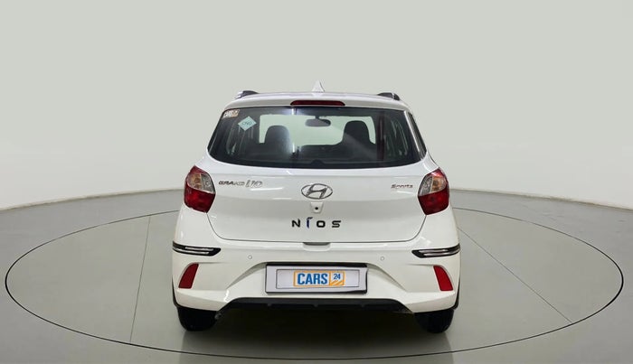 2022 Hyundai GRAND I10 NIOS SPORTZ 1.2 KAPPA VTVT CNG, CNG, Manual, 9,967 km, Back/Rear