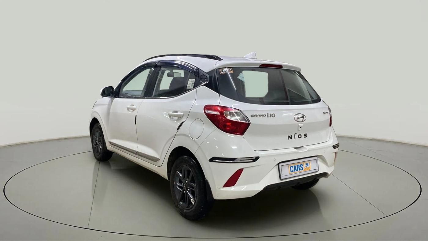 2022 Hyundai GRAND I10 NIOS SPORTZ 1.2 KAPPA VTVT CNG, CNG, Manual, 9,967 km, Left Back Diagonal