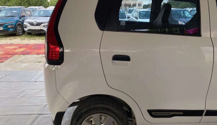 2020 Maruti New Wagon-R LXI CNG 1.0, CNG, Manual, 79,724 km, Right quarter panel - Slightly dented