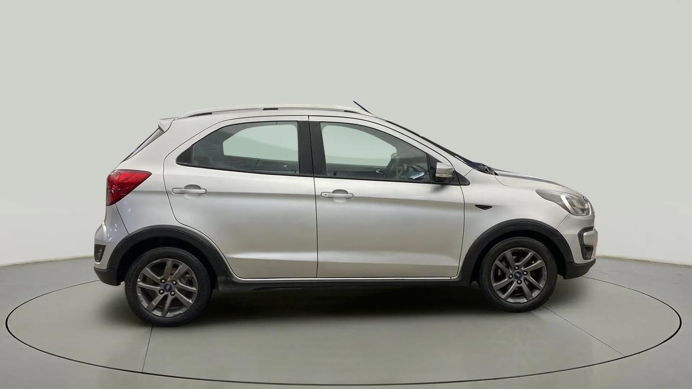 2019 Ford FREESTYLE TITANIUM 1.2 PETROL, Petrol, Manual, 57,128 km, Right Side View