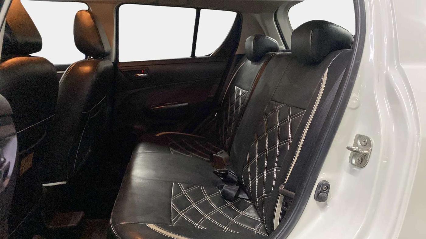 2017 Maruti Swift VXI, Petrol, Manual, 24,759 km, Right Side Rear Door Cabin