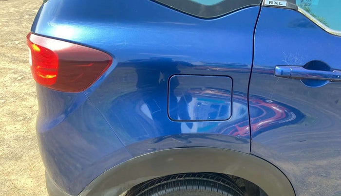 2019 Renault TRIBER RXL MT, Petrol, Manual, 31,566 km, Right quarter panel - Minor scratches