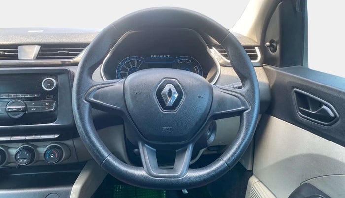 2019 Renault TRIBER RXL MT, Petrol, Manual, 31,566 km, Steering Wheel Close Up
