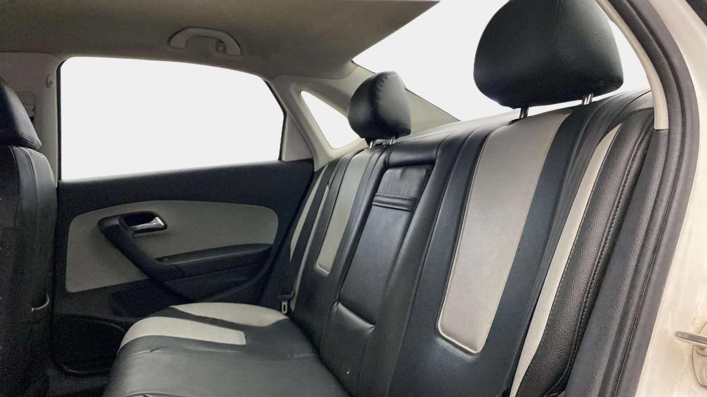 2021 Skoda Rapid AMBITION AT TSI, Petrol, Automatic, 66,077 km, Right Side Rear Door Cabin