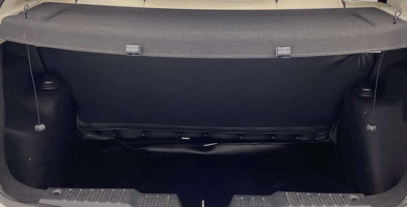 2021 Tata ALTROZ XM PLUS PETROL, Petrol, Manual, 25,321 km, Boot Inside